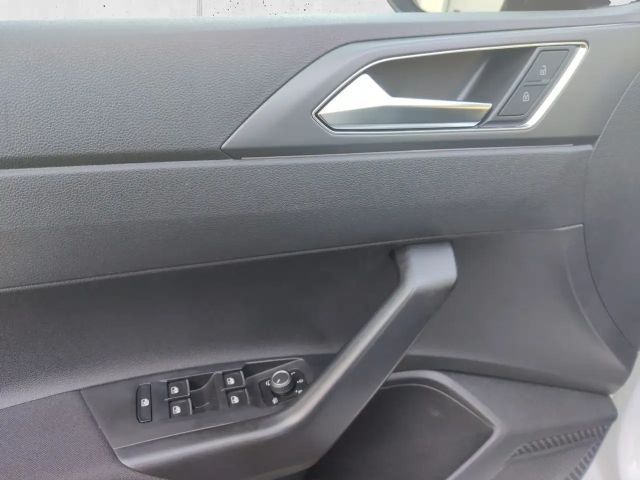 Volkswagen Taigo 1.0 TSI R-Line