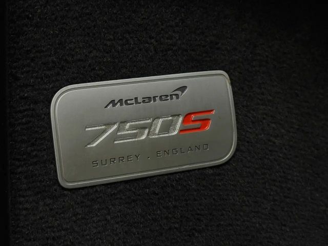 McLaren 750S Coupe *MSO*Voll-Carbon-Paket*Performance P1-Seats*