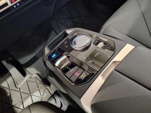 BMW iX xDrive40