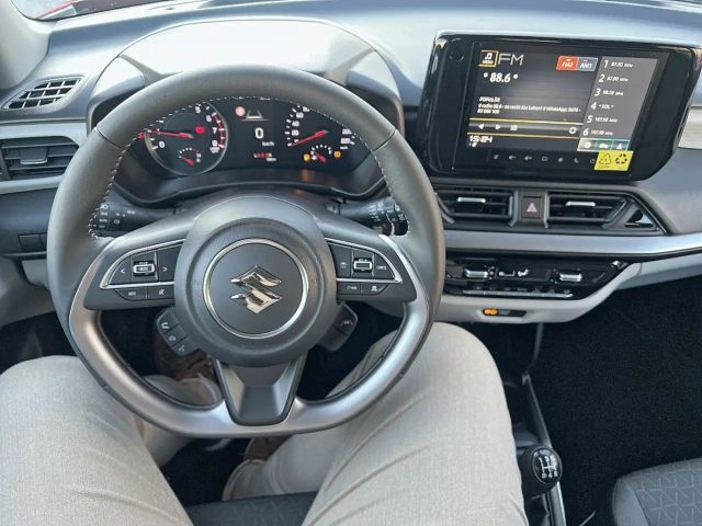 Suzuki Swift Flash Hybrid