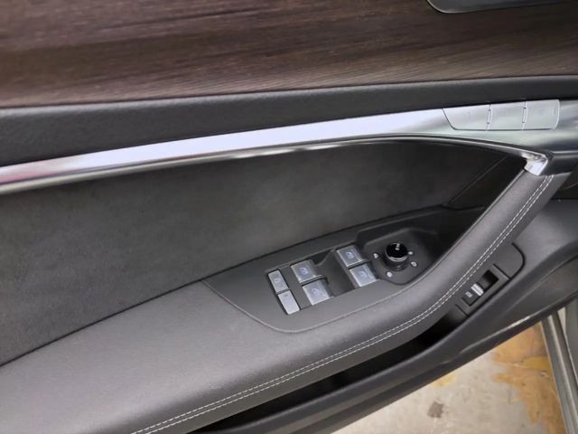 Audi A6 45 TFSI Quattro Sedan