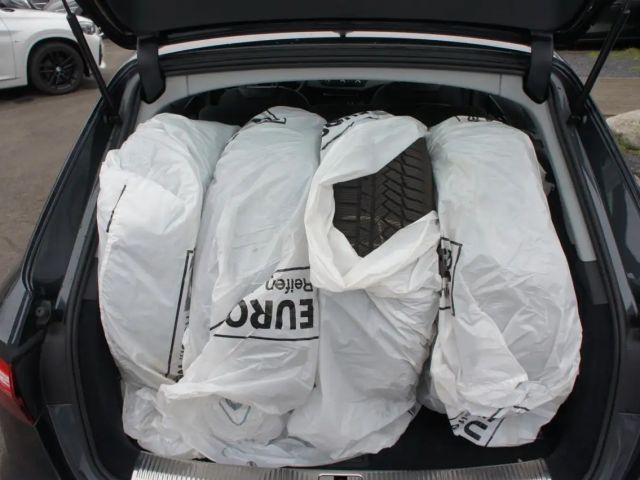 Audi A4 30 TDI Avant