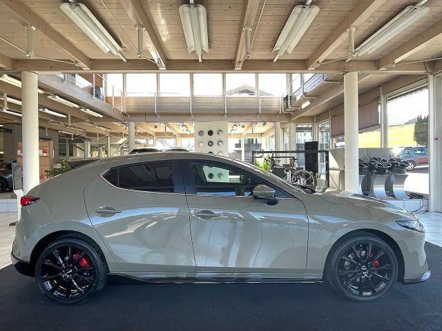 Mazda 3 Homura SkyActiv e-Skyactiv