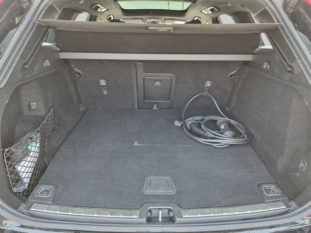 Volvo XC60 R-Design T8