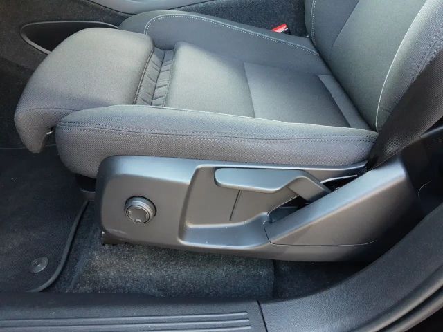 Volvo XC40 Plus Twin Engine