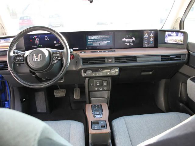Honda e Advance