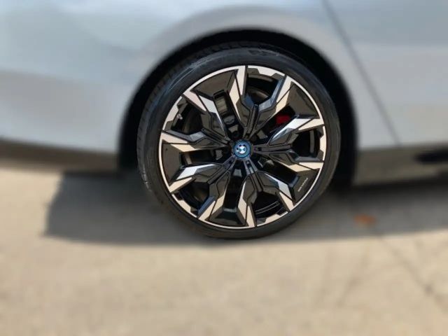 BMW i5 M60 Sedan xDrive