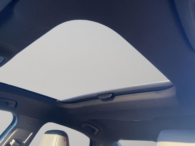 Audi RS3 Quattro S-Tronic Sedan