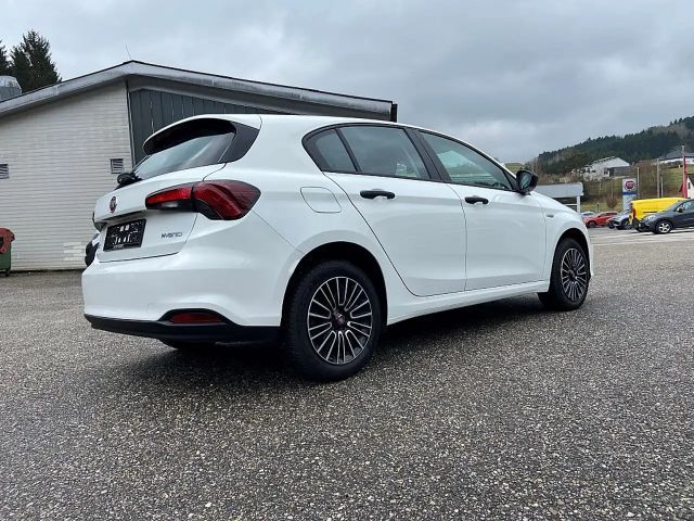 Fiat Tipo Hybrid 130 eDCT7 Automatik