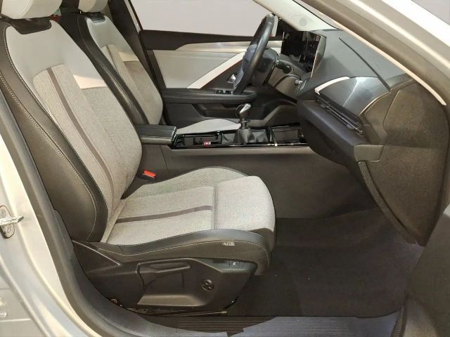 Opel Astra Elegance Sports Tourer