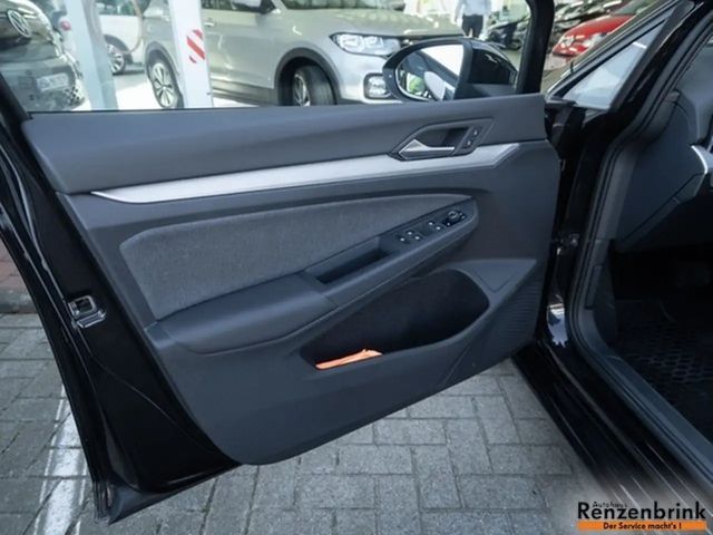 Volkswagen Golf DSG Golf VIII Life Variant
