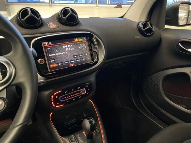 Smart EQ fortwo smart EQ fortwo Exclusive LED Panorama Kamera...