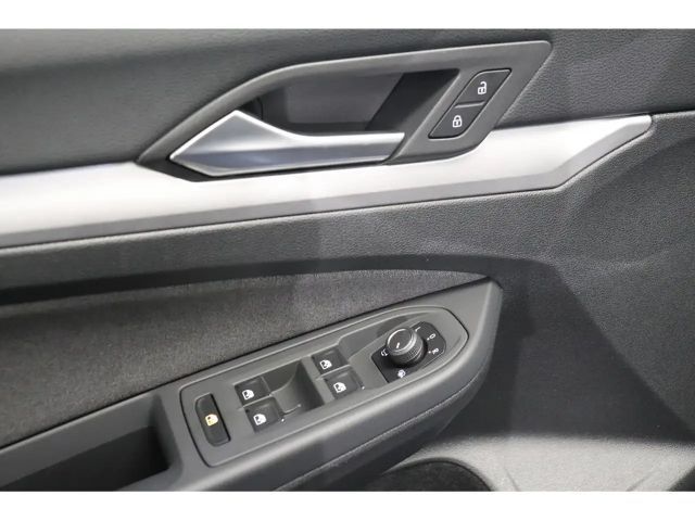 Volkswagen Golf 1.5 TSI Golf VIII Life