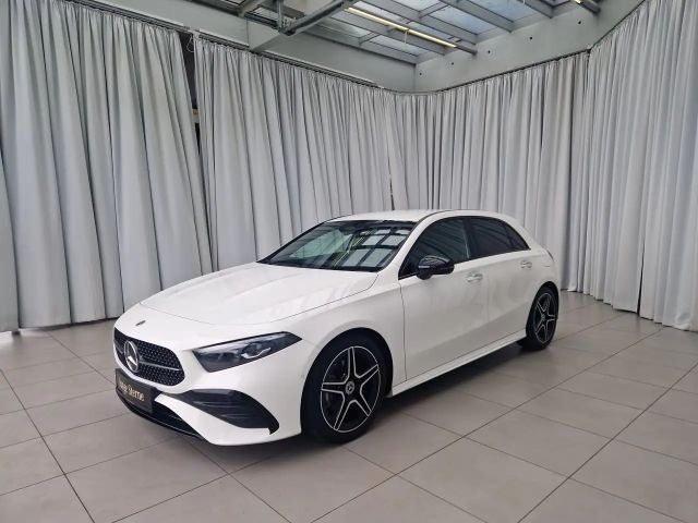 Mercedes-Benz A 180 AMG Line Hatchback