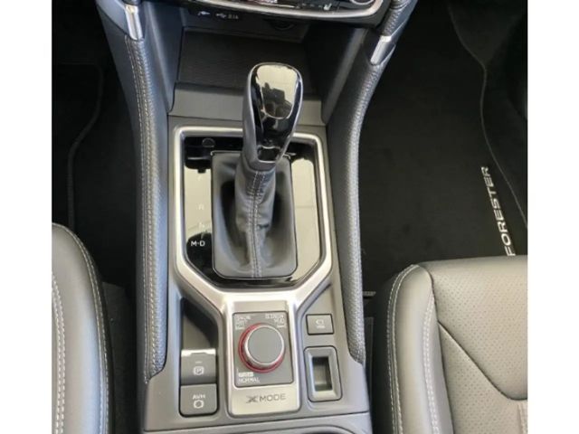 Subaru Forester 2.0ie Edition Black Platinum 8-fach bereift AHK-ab