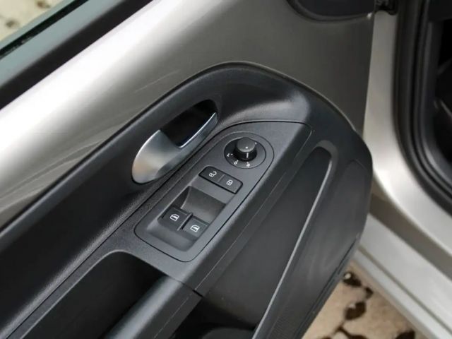 Volkswagen up! Move Move up!