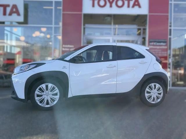 Toyota Aygo X Hatchback Play X-play