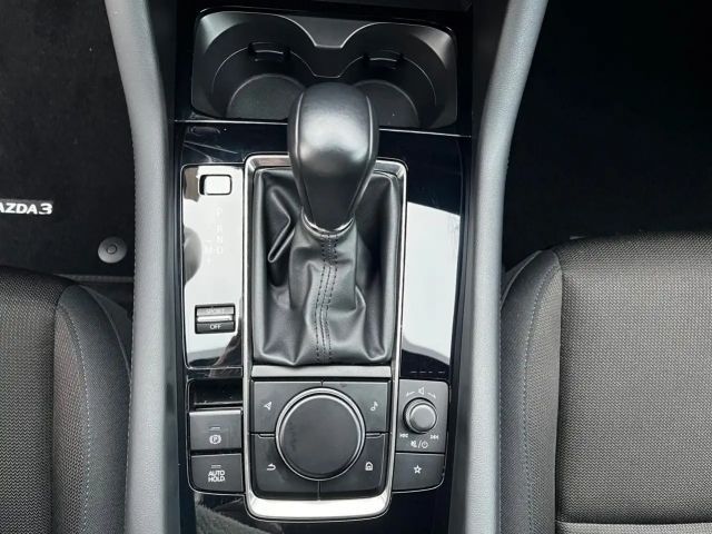 Mazda 3 Exclusive-line