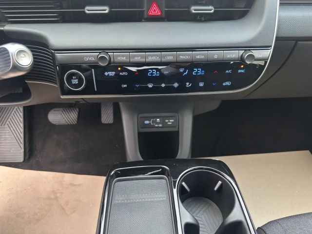 Hyundai IONIQ 5 IONIQ 5 63 kWh + WÄRMEPUMPE - WENIG KM