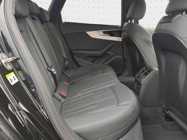 Audi A4 35 TFSI Avant S-Line