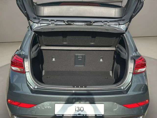 Hyundai i30 Advantage Hybrid