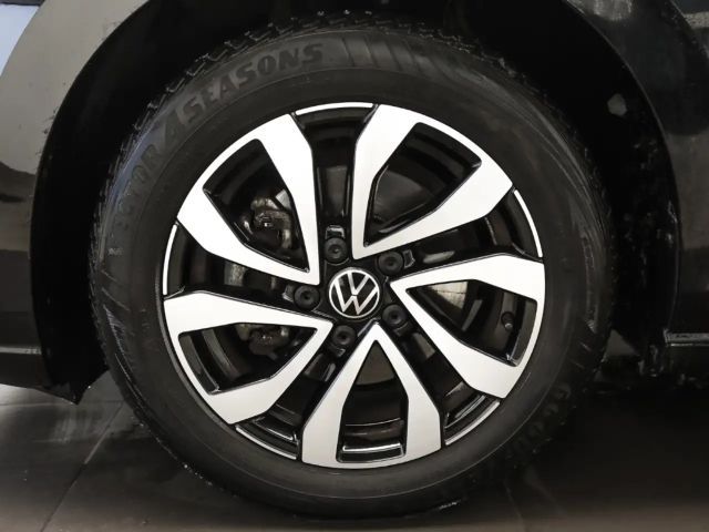 Volkswagen Golf 1.5 TSI