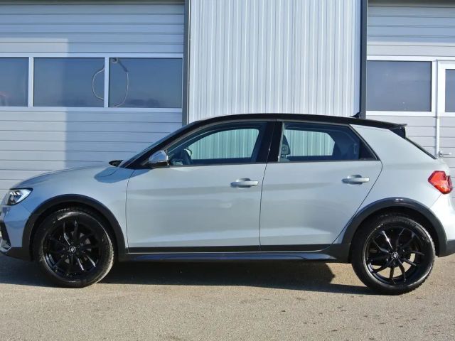 Audi A1 30 TFSI Allstreet Sportback