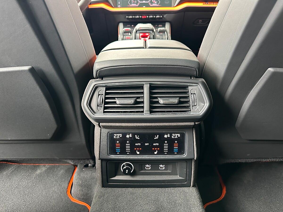 Lamborghini Urus URUS SE