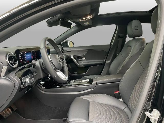 Mercedes-Benz A 200 Progressive