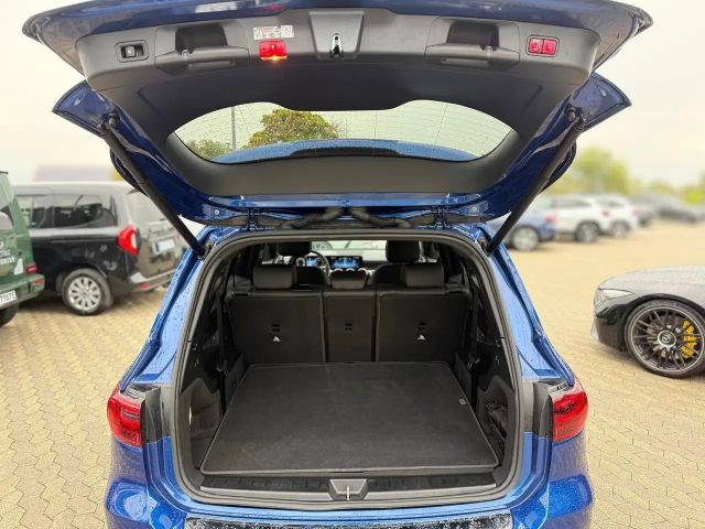 Mercedes-Benz GLB 200 AMG Line