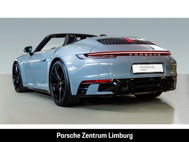 Porsche 992 Cabrio Carrera