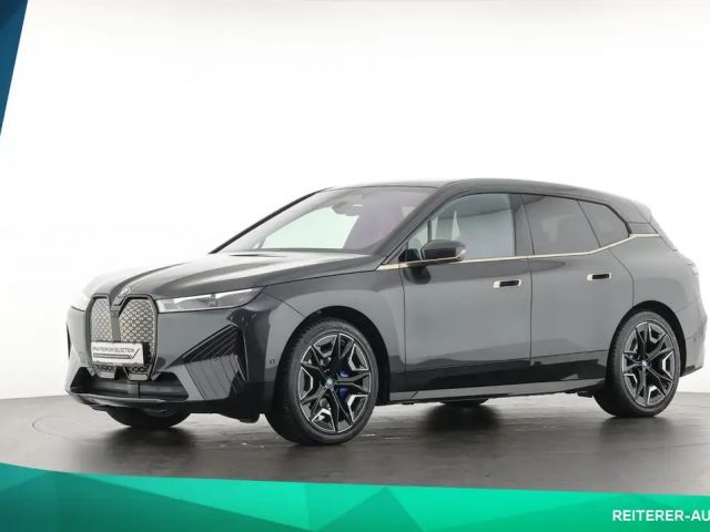 BMW iX xDrive40