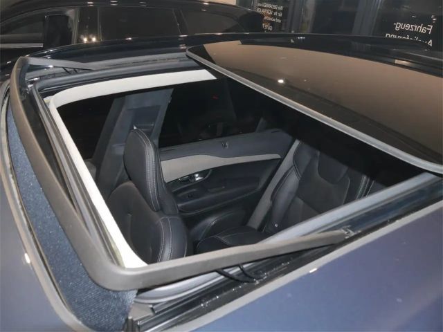 Volvo XC90 AWD Dark T8 Ultra