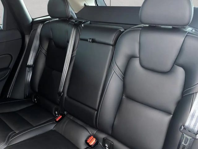 Volvo XC60 Dark Plus