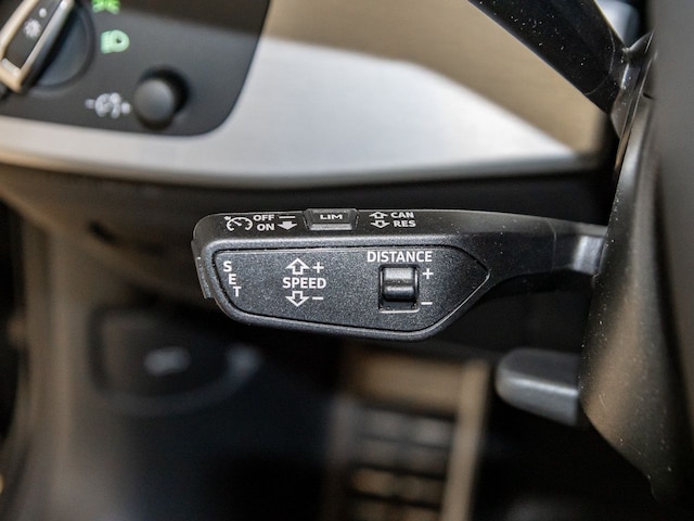 Audi A4 40 TFSI Avant S-Tronic