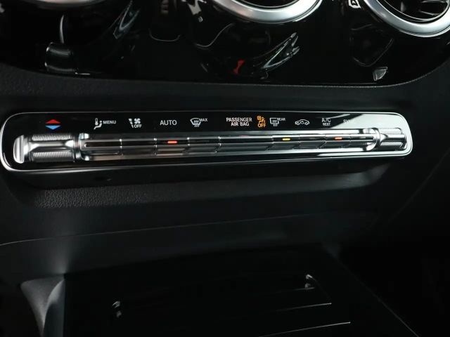 Mercedes-Benz B 220 B 220 d Progressive