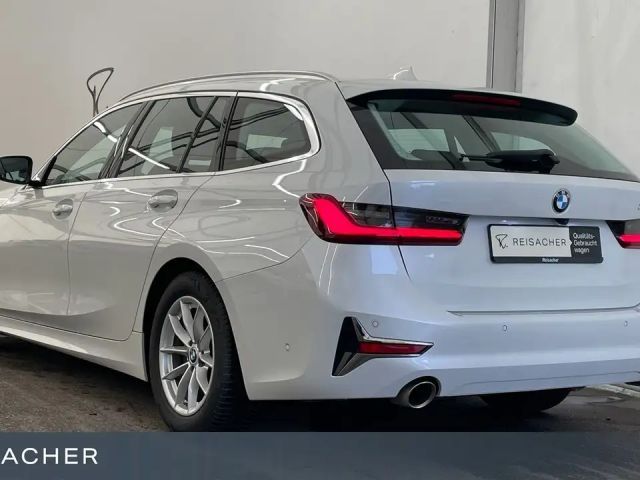 BMW 320 320i Touring