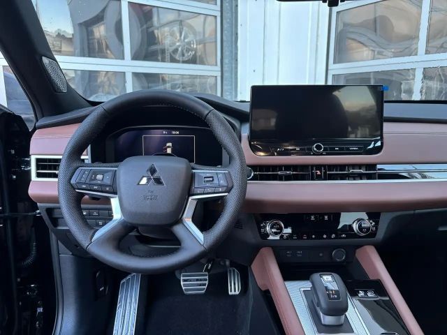 Mitsubishi Outlander 4WD PHEV