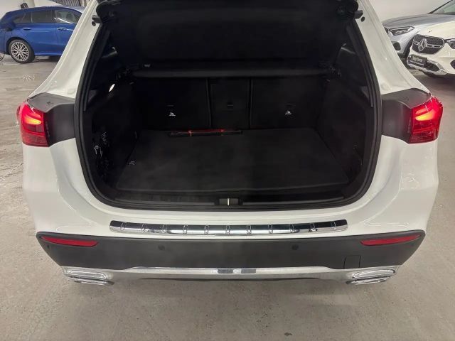 Mercedes-Benz GLA 200 Progressive