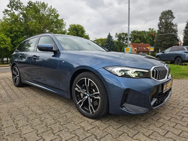 BMW 330 330e 330i M-Sport xDrive