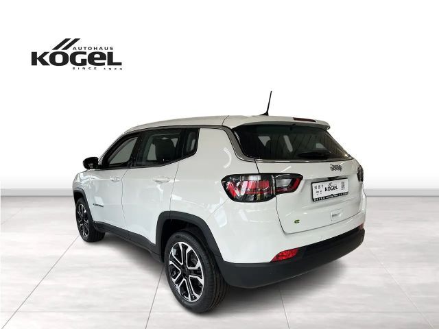 Jeep Compass Altitude Hybrid