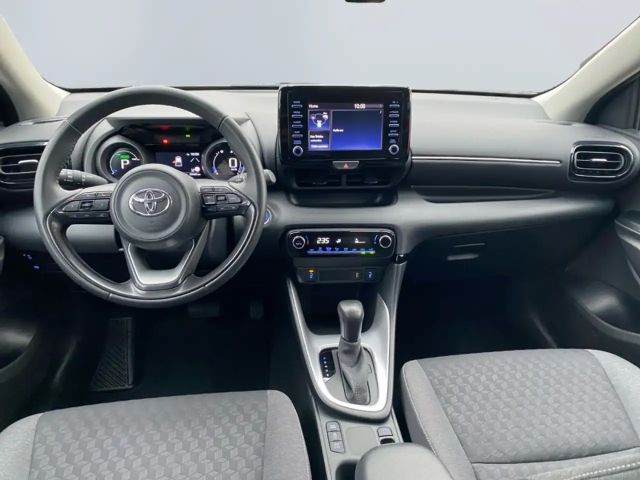 Toyota Yaris Hatchback Hybride Team D