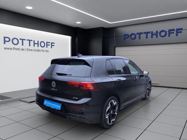 Volkswagen Golf 1.5 eTSI DSG R-Line