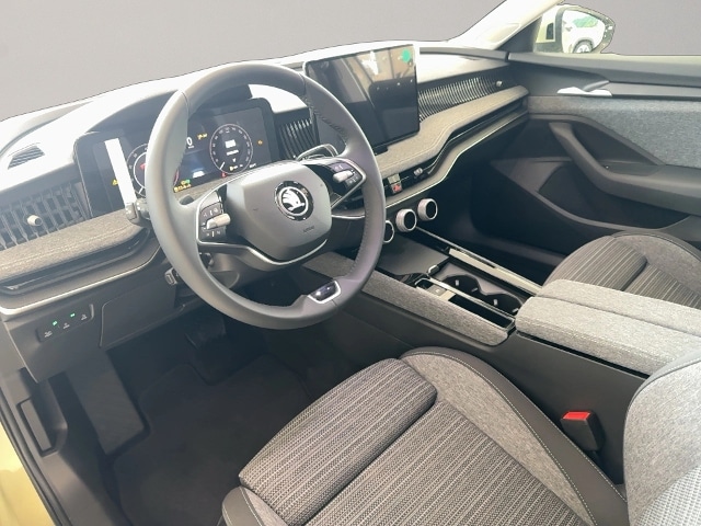 Skoda Superb 2.0 TDI Combi Selection