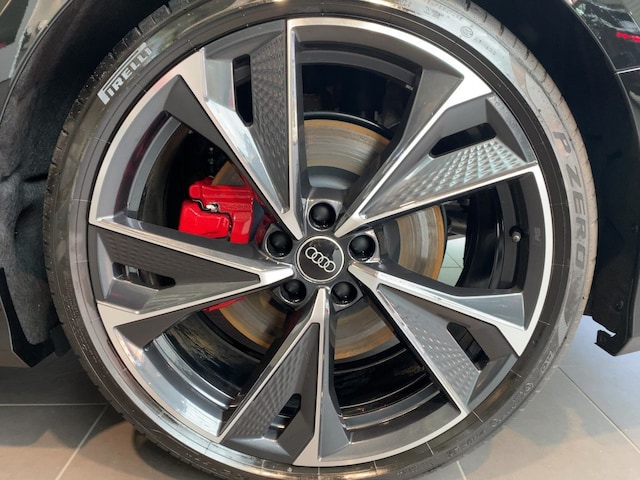 Audi S6 Avant Quattro