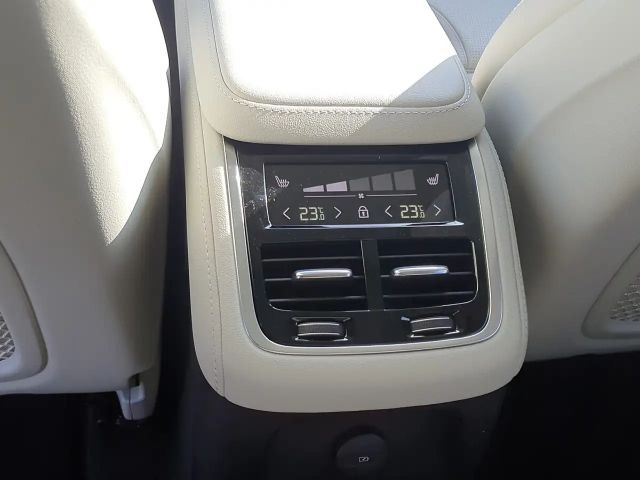 Volvo XC90 AWD Dark T8 Ultra