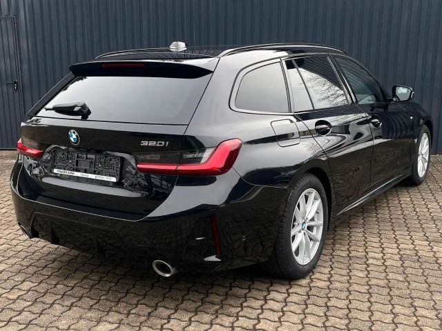 BMW 320 320i M-Sport Touring