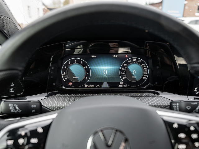 Volkswagen Golf 1.5 TSI Golf VIII R-Line