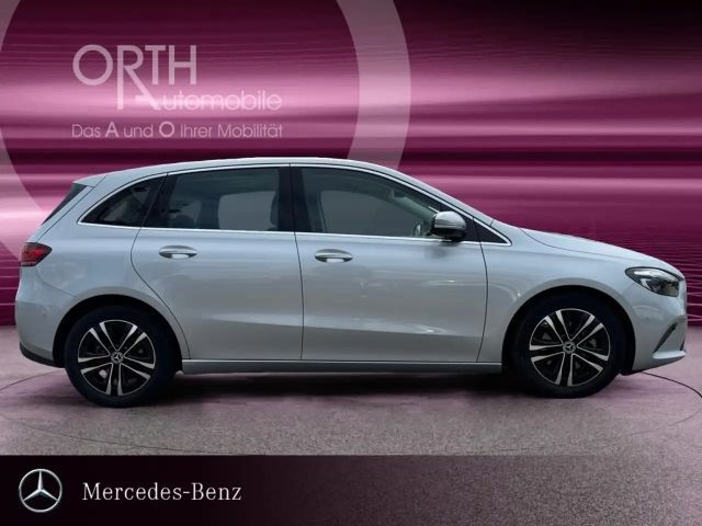 Mercedes-Benz B 180 Progressive