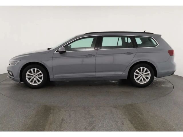 Volkswagen Passat 1.5 TSI Business DSG Variant